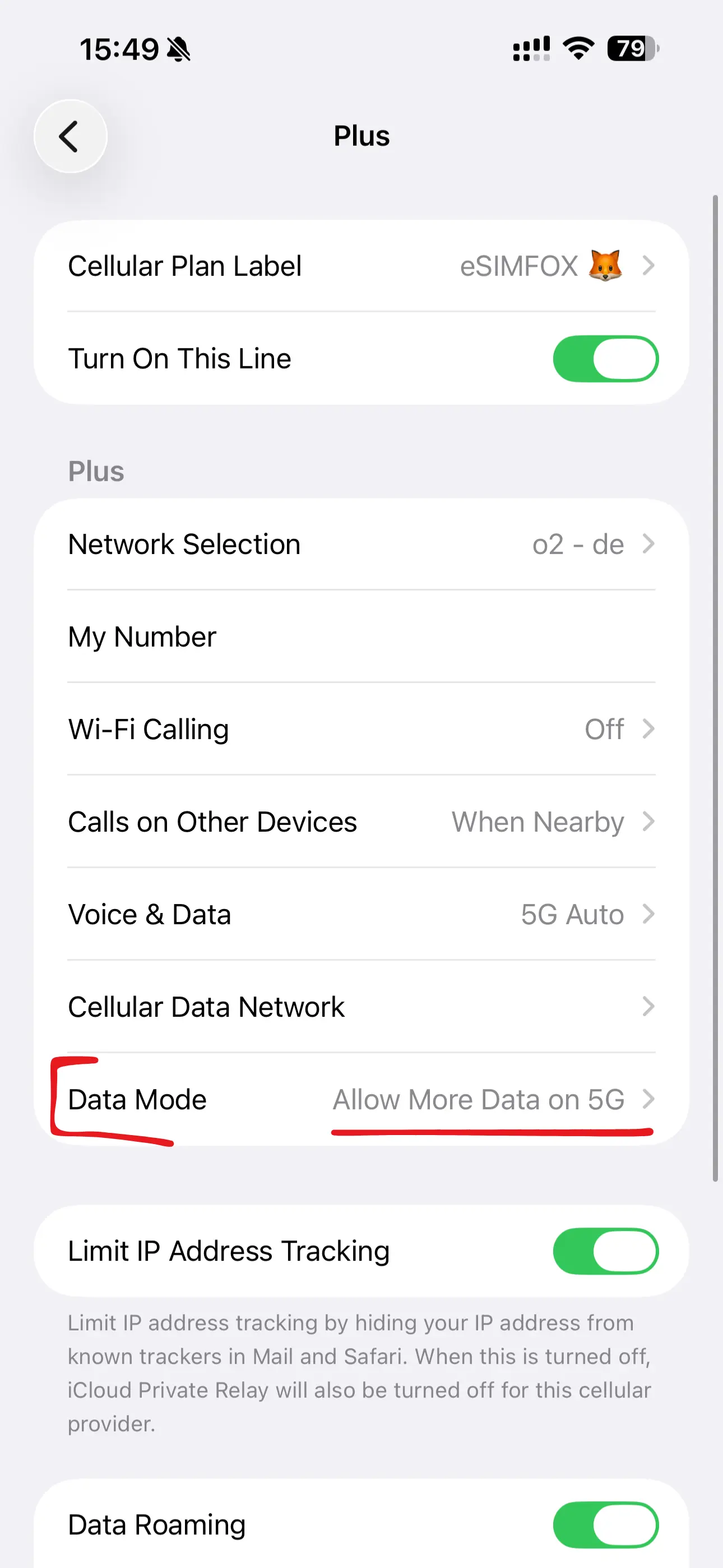 Obrazovka iPhone 13: Hlas a data, vybráno Povolit 5G