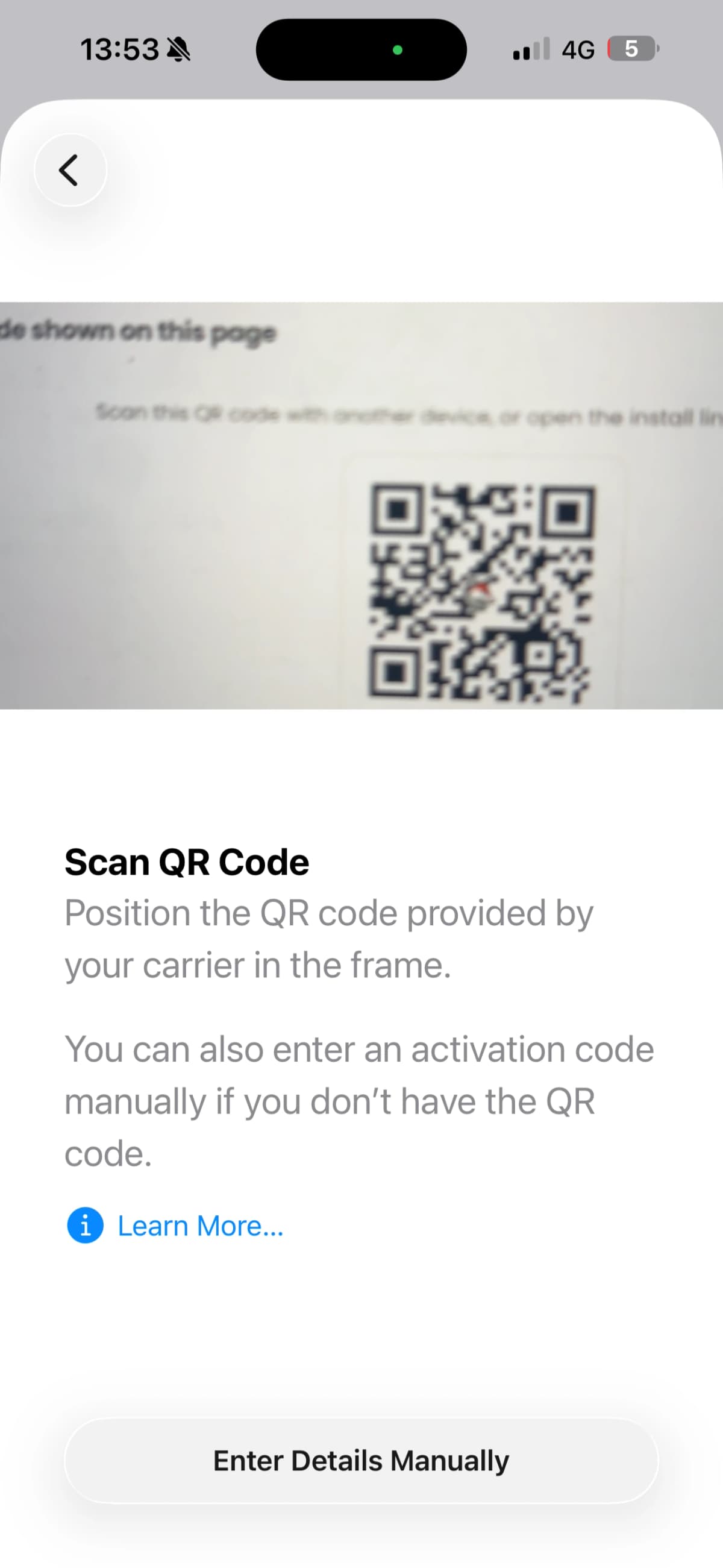 Obrazovka iPhone 13: Zobrazení skeneru QR kódů